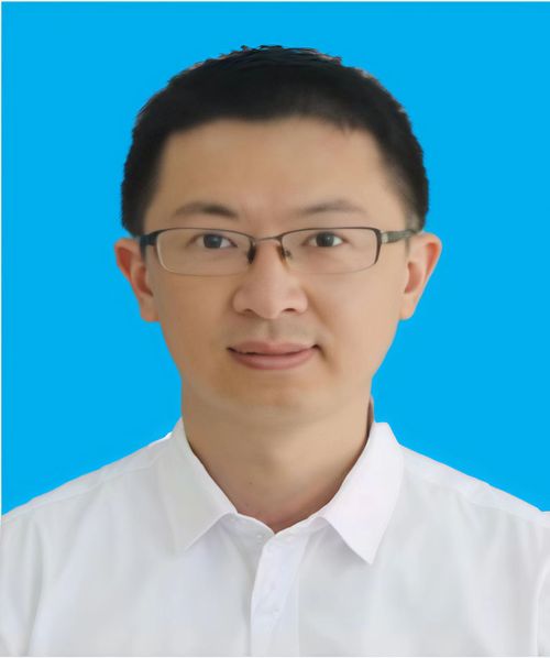 副院长：何述钟